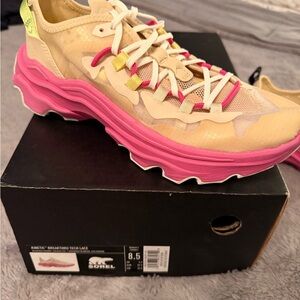 Sorel Women's Vibrant Pink and Cream Sneakers